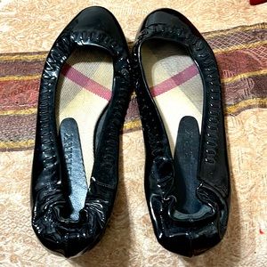 Burberry Patient leather flats. Made in Italy. Size 6. Still have lots of life!